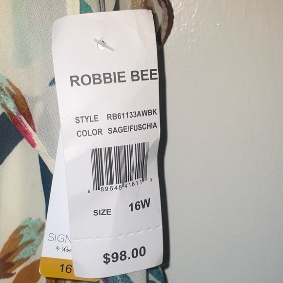 Signature by Robbie Bee Floral Dress - Picture 6 of 7